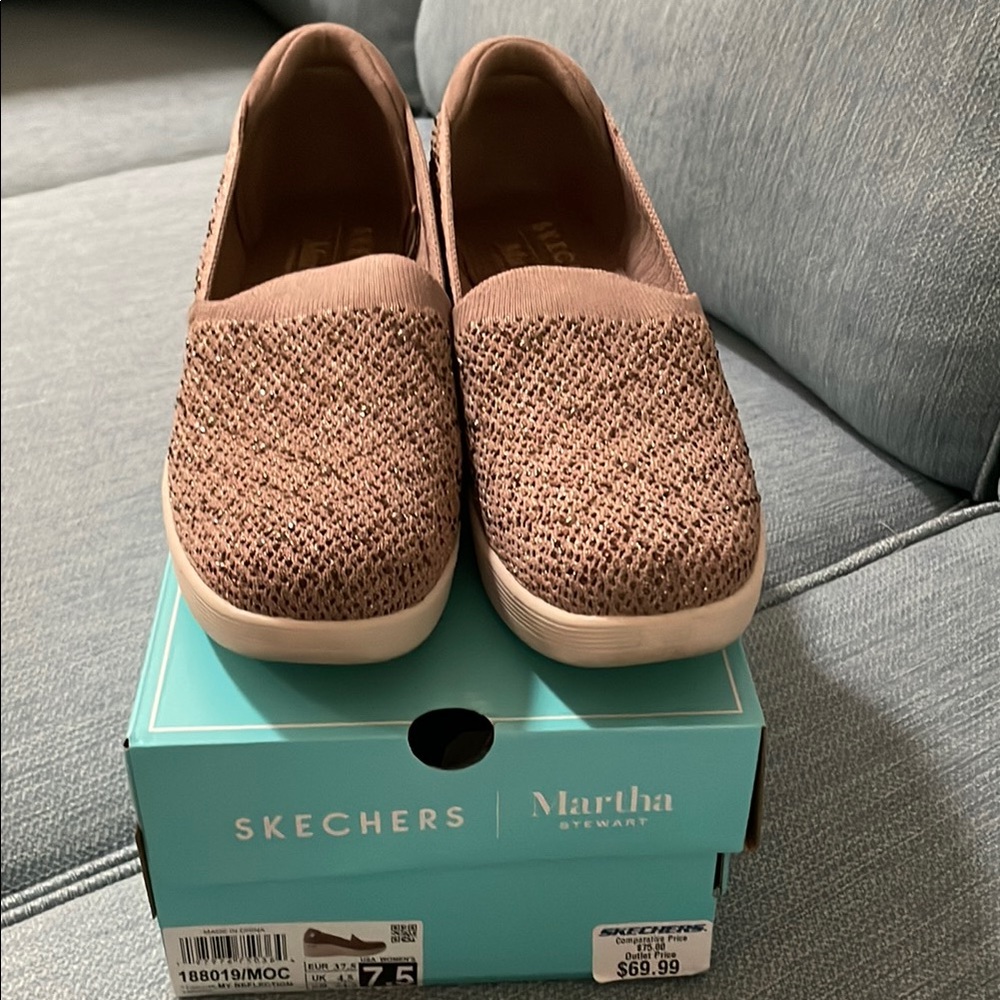 Skechers